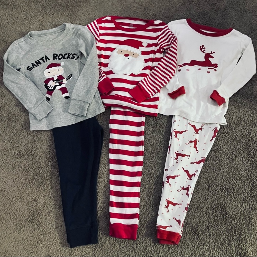 Santa Pajama Set and Reindeer Pajama Set - FREE SURPRISE ✨
